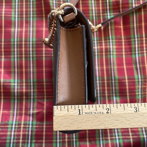 Brand New Michael Kors Large Chain Crossbody Clutch Purse in Brown & Luggage - Picture 9 of 16